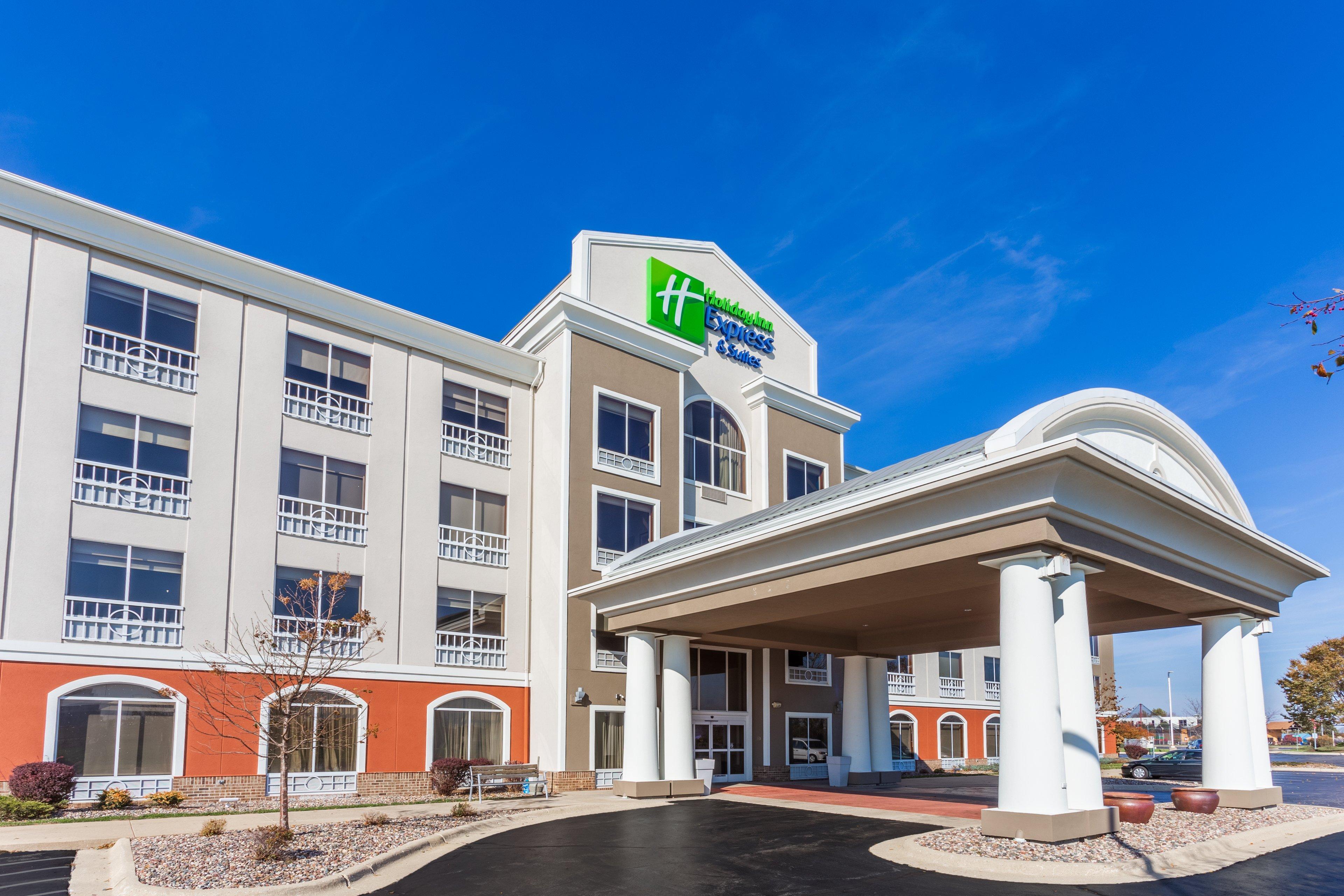 Holiday Inn Express Rockford-Loves Park By Ihg Экстерьер фото